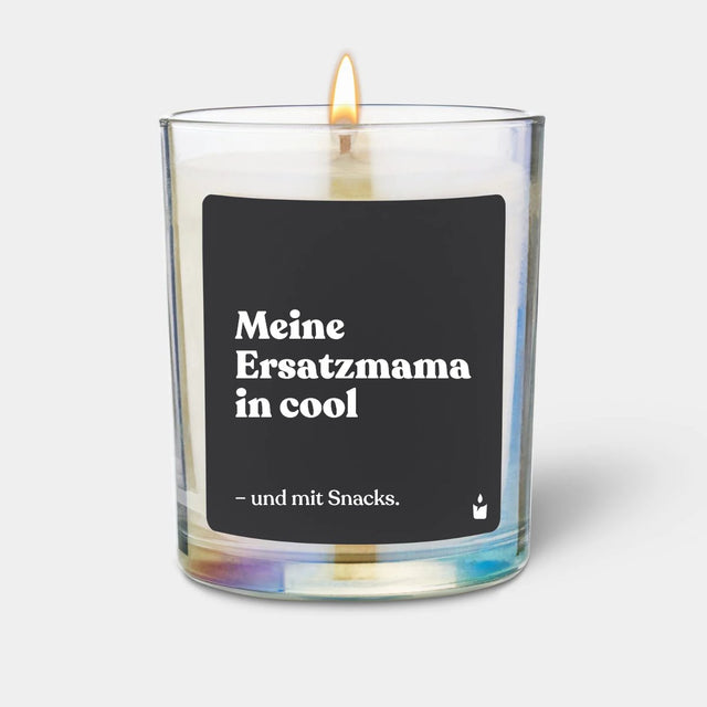 Duftkerze Rainbow Woody Meine Ersatzmama in cool und mit Snacks. von ChattyCandles