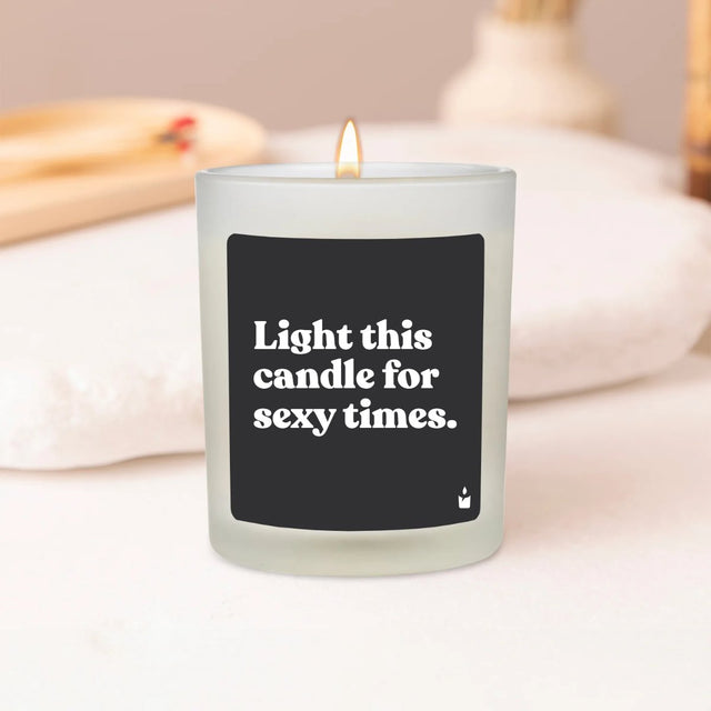 Duftkerze Flowery Light this candle for sexy times.