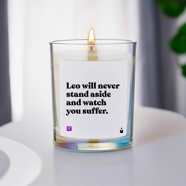 Duftkerze Rainbow Woody Leo will never stand aside and watch you suffer. von ChattyCandles