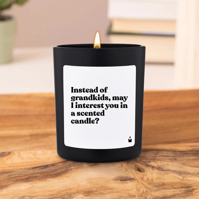 Duftkerze Flowery Instead of grandkids, may I interest you in a scented candle?