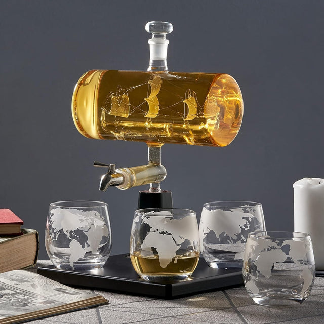 Whisky Gläser & Dekanter Schiff