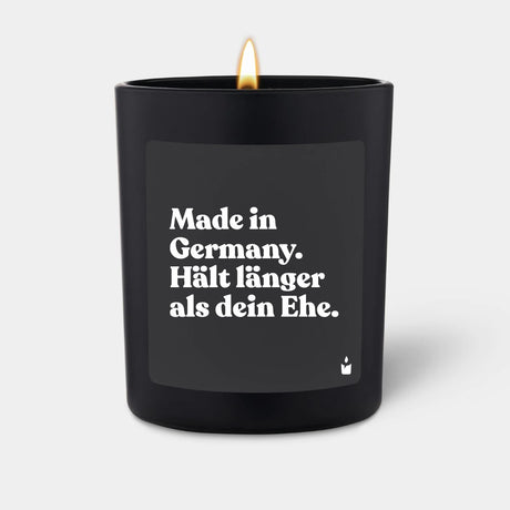 Duftkerze Schwarz Woody Made in Germany. Hält länger als dein Ehe. von ChattyCandles