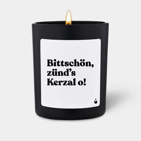 Duftkerze Schwarz Flowery Bittschön, zünd’s Kerzal o! von ChattyCandles