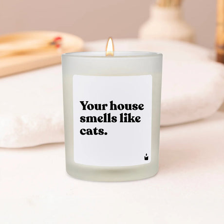 Duftkerze Flowery Your house smells like cats.